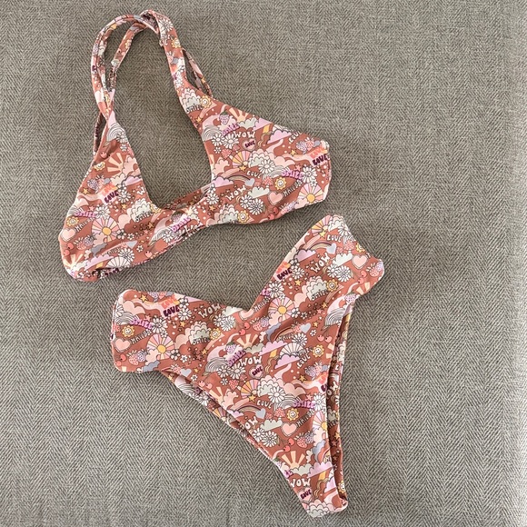 Skatie Ashbury Print Bikini: Jasmine top/Melly bottom - Picture 2 of 9